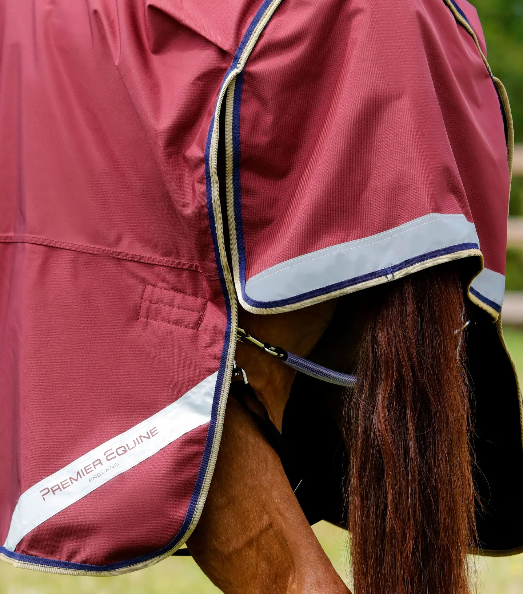 Buster Zero Turnout Rug with Classic Neck Cover Burgundy