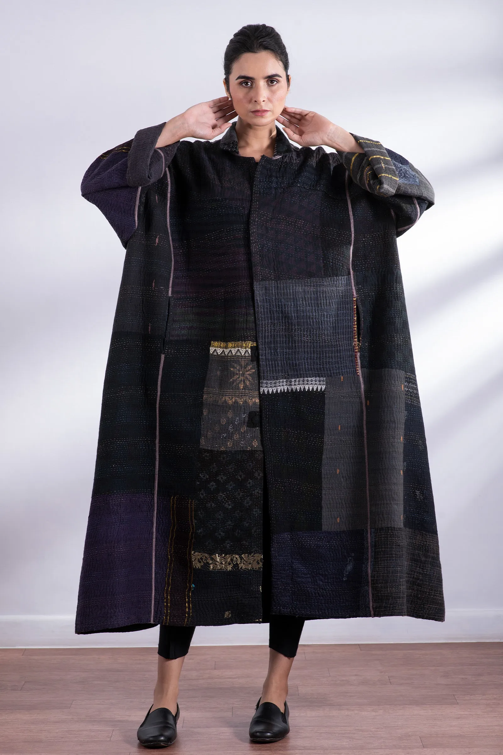 COTTON SILK SW PATCH KANTHA OVERSIZED COAT - ws4326-blk -