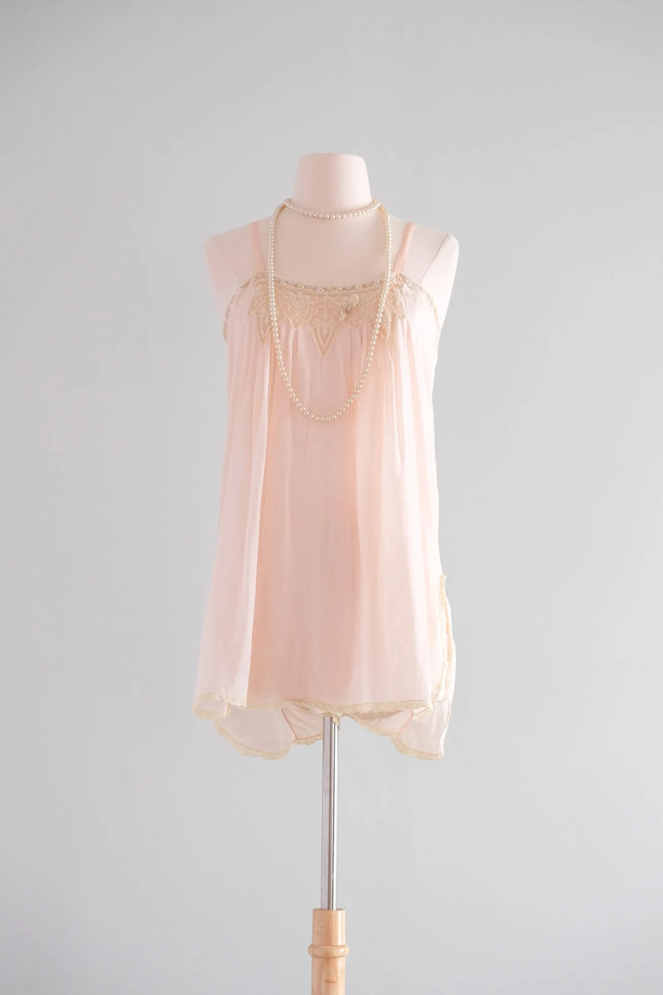 Darling 1920’s Pale Pink Silk & Ivory Lace Teddy / Sz M