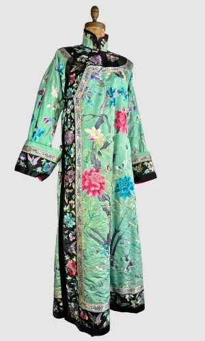 FINE CHINA Antique Embroidered Chinese Robe Coat • Medium