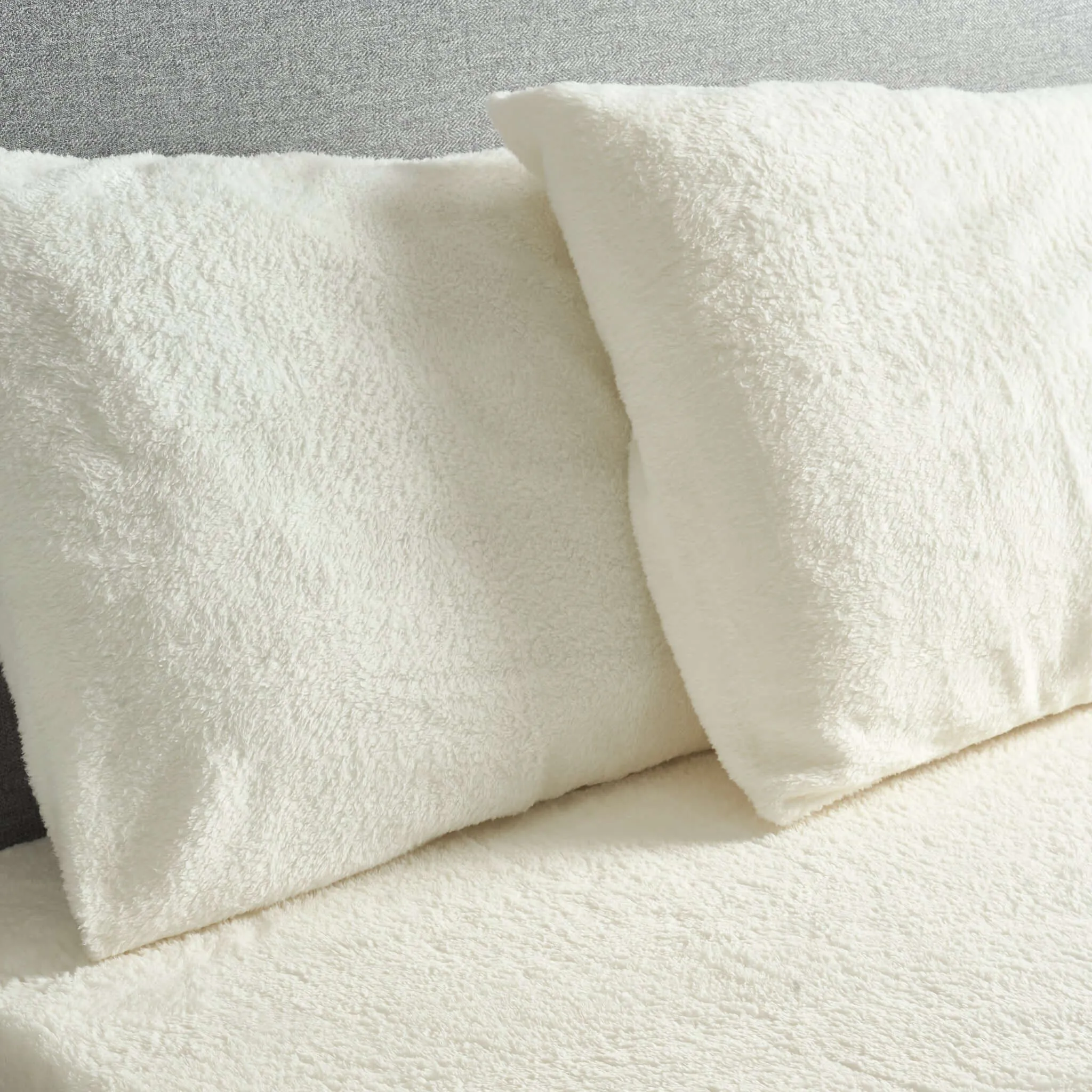 Hibernate Cosy Collection Super Soft Teddy Fleece Fitted Sheet - Ivory Cream