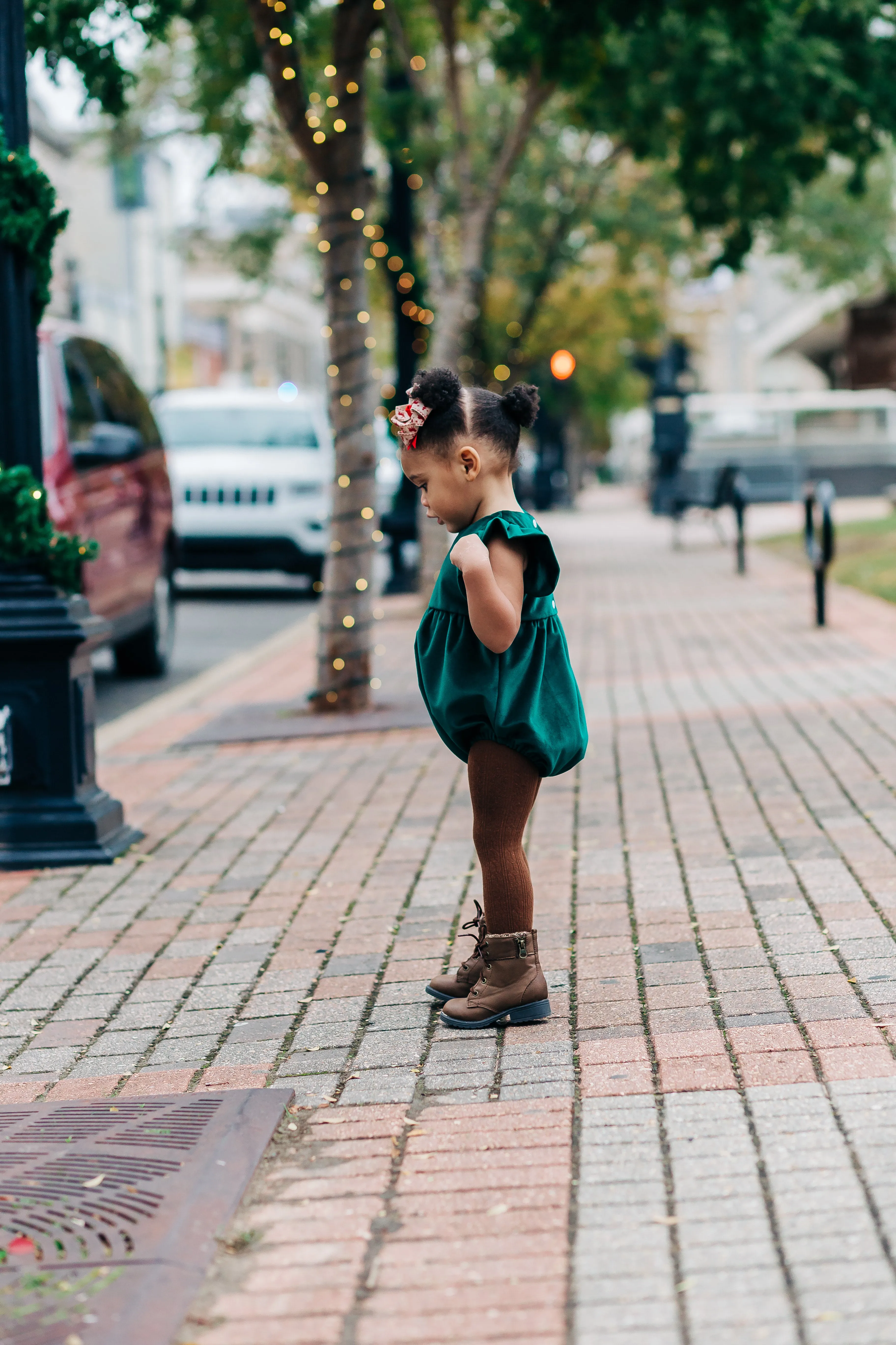 Infant Girl's Green Velvet Romper