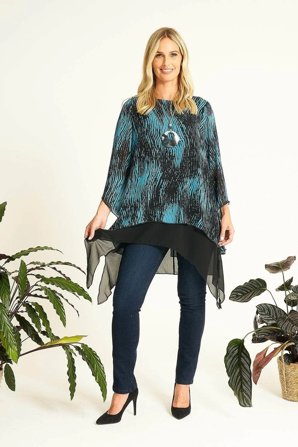 Saloos Flared Double Layer Tunic Top with Necklace